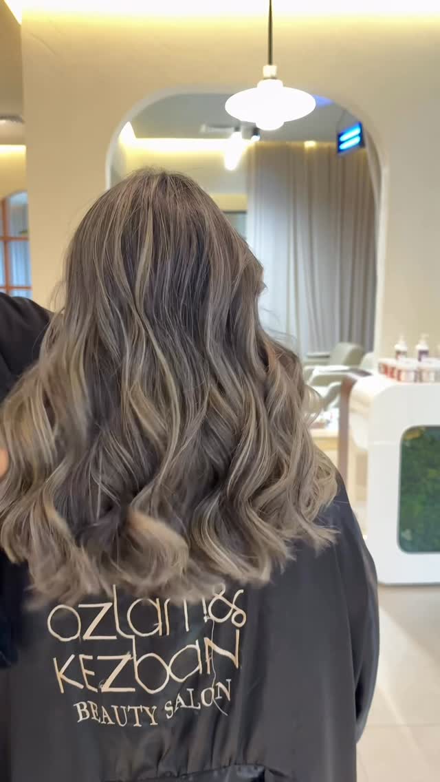 Hair colour transformation